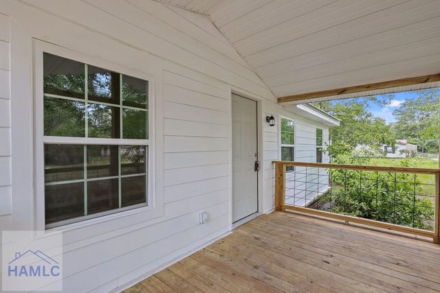 2154 Black Road, Darien, GA 31305