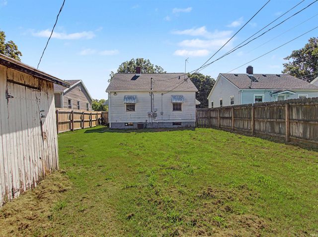 2724 Oakley Street, Evansville, IN 47710