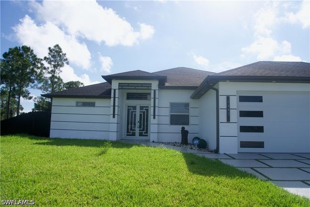 1002 Wagner AVE, Lehigh Acres, FL 33972