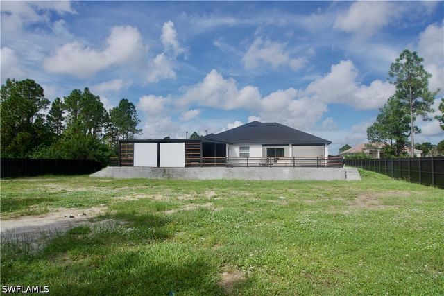 1002 Wagner AVE, Lehigh Acres, FL 33972