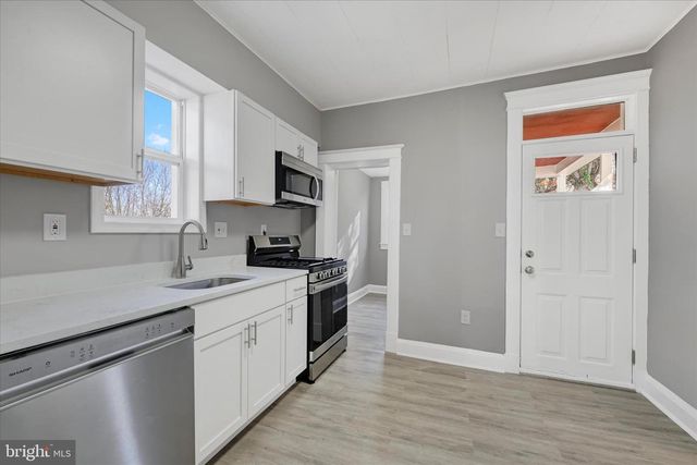 6113 SEFTON AVE, Baltimore, MD 21214