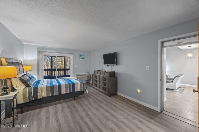 1306 Harbourside Drive, New Bern, NC 28560