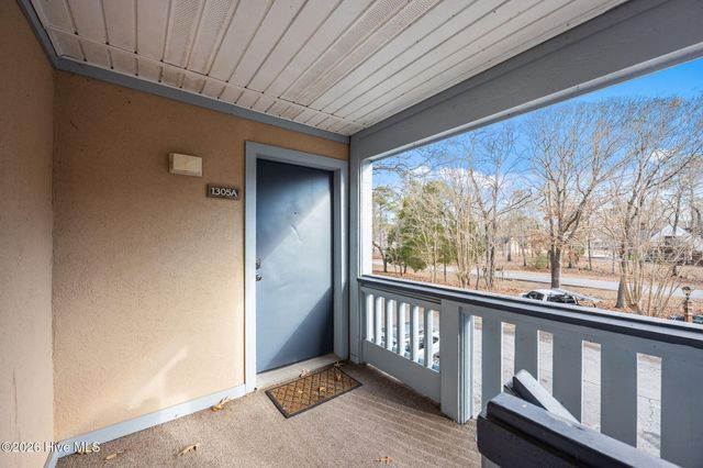 1306 Harbourside Drive, New Bern, NC 28560