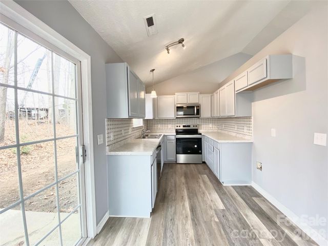 712 Newsome Road, Salisbury, NC 28146