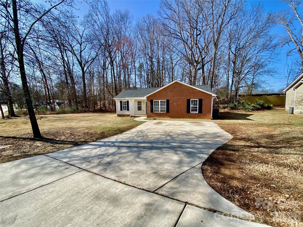 712 Newsome Road, Salisbury, NC 28146
