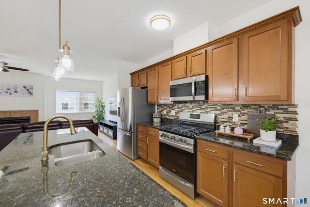 179 Pepin Place 179, South Windsor, CT 06074
