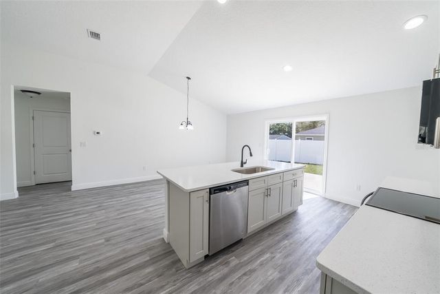 13026 NE 6 PLACE, Silver Springs, FL 34488