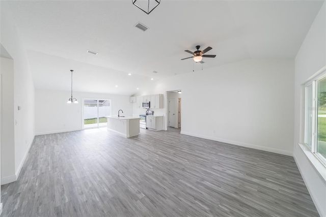 13026 NE 6 PLACE, Silver Springs, FL 34488