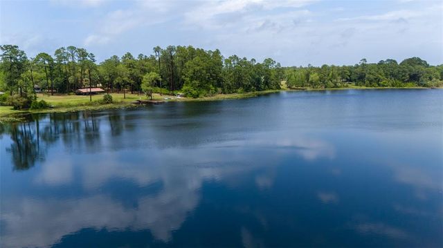 13026 NE 6 PLACE, Silver Springs, FL 34488