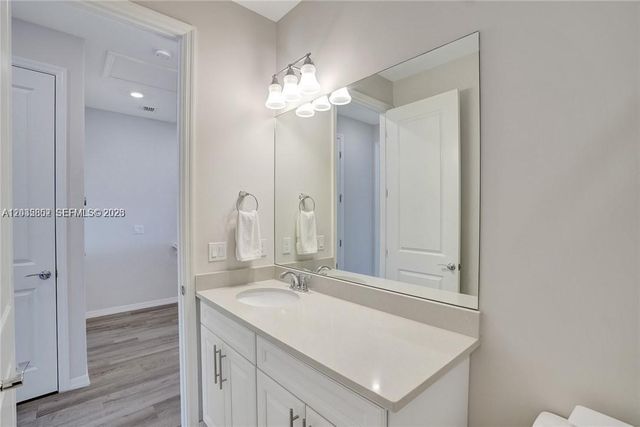 5140 Eucalyptus Dr 5, Hollywood, FL 33021