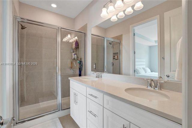 5140 Eucalyptus Dr 5, Hollywood, FL 33021
