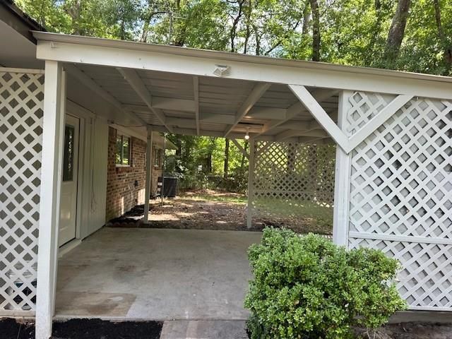 9169 Sharyn Dr, Conroe, TX 77384