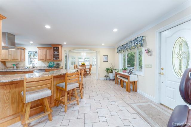 7500 Farley Road, Pinckney, MI 48169