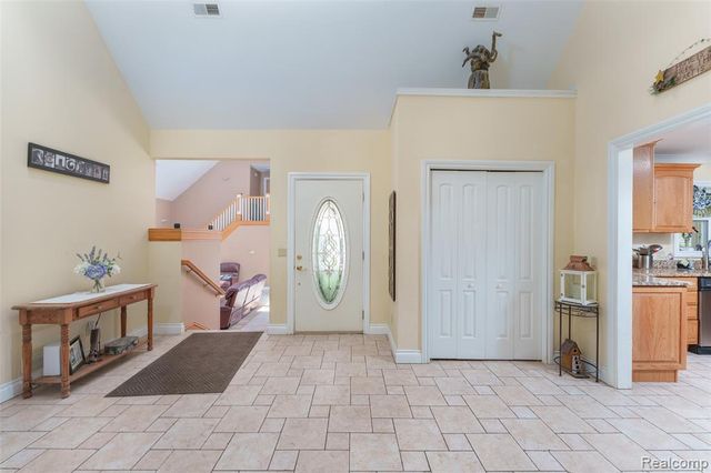 7500 Farley Road, Pinckney, MI 48169