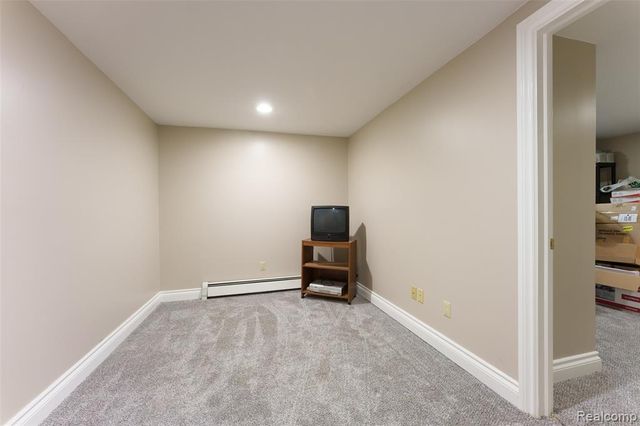 7500 Farley Road, Pinckney, MI 48169