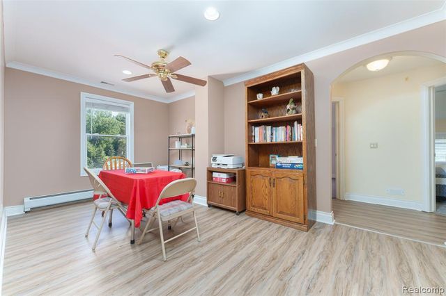 7500 Farley Road, Pinckney, MI 48169