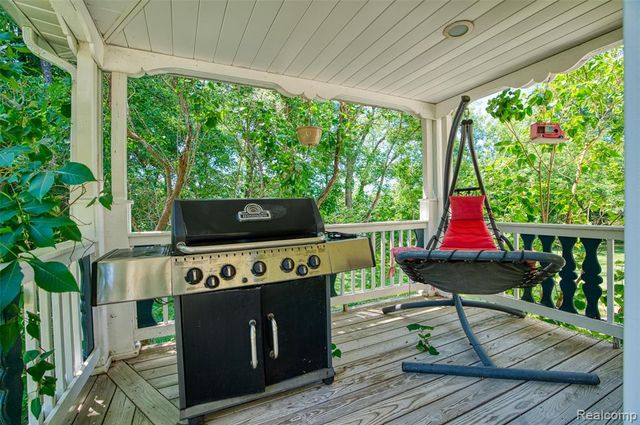 7500 Farley Road, Pinckney, MI 48169
