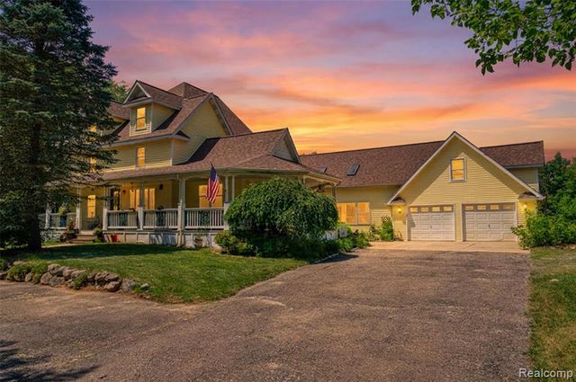 7500 Farley Road, Pinckney, MI 48169
