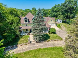 7500 Farley Road, Pinckney, MI 48169