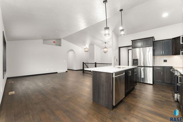 5301 E 63rd St, Sioux Falls, SD 57108