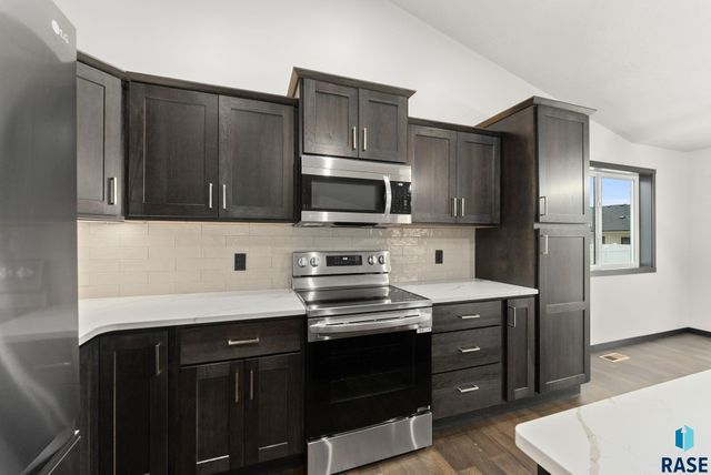 5301 E 63rd St, Sioux Falls, SD 57108
