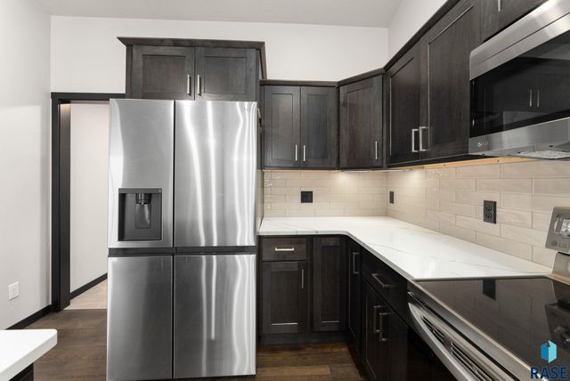 5301 E 63rd St, Sioux Falls, SD 57108
