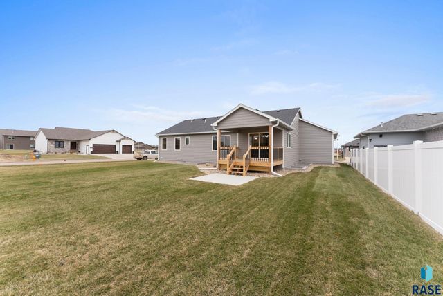 5301 E 63rd St, Sioux Falls, SD 57108