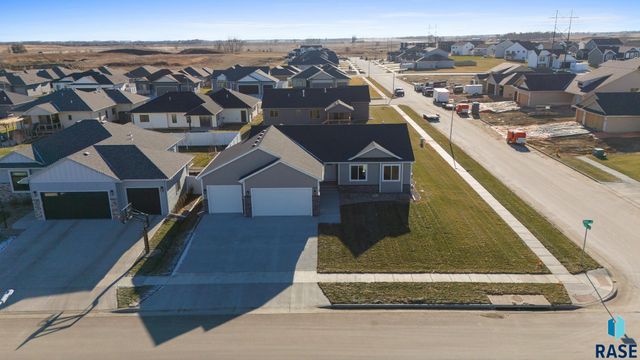 5301 E 63rd St Street, Sioux Falls, SD 57108