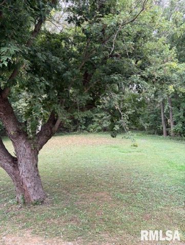 328 Island Ave Avenue, East Moline, IL 61244