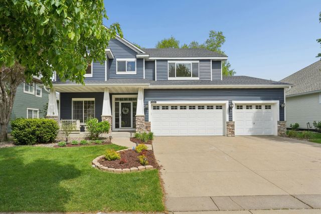 2413 Sandstone Drive, Woodbury, MN 55129