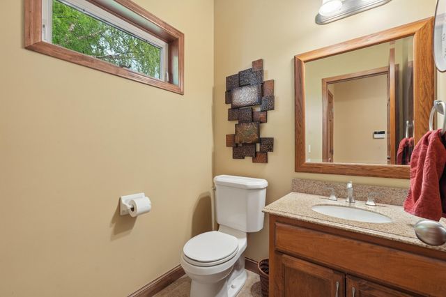 2413 Sandstone Drive, Woodbury, MN 55129