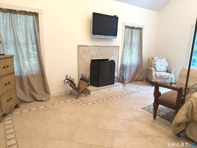 166 Blackwood Lane, Stamford, CT 06903