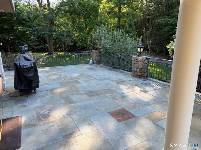 166 Blackwood Lane, Stamford, CT 06903