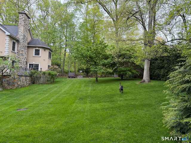 166 Blackwood Lane, Stamford, CT 06903