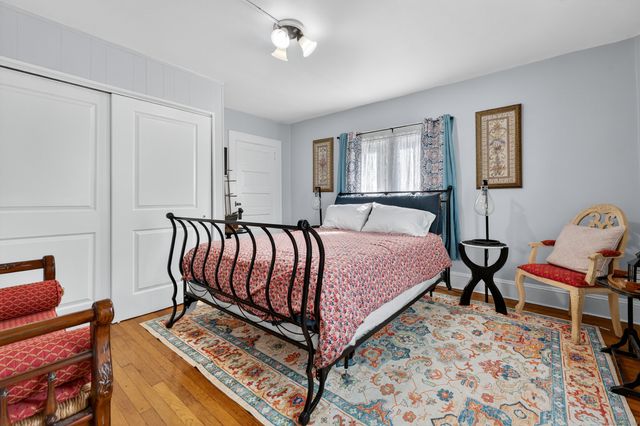 35 Menghi Street, New London, CT 06320