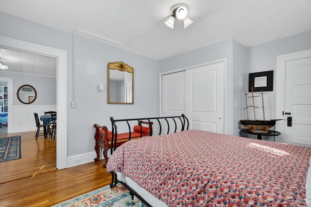 35 Menghi Street, New London, CT 06320