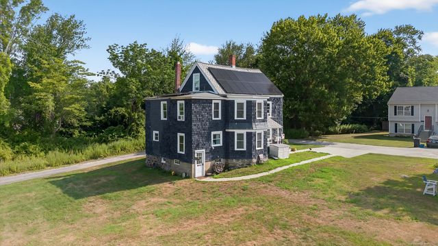 35 Menghi Street, New London, CT 06320