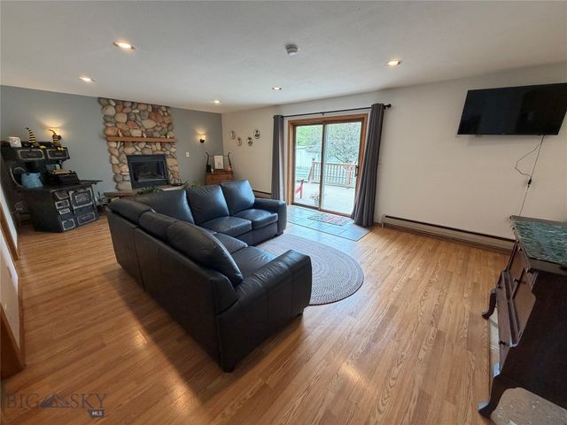 3510 Augusta, Butte, MT 59701