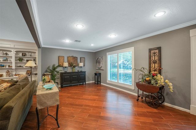 14610 Carolcrest Drive, Houston, TX 77079