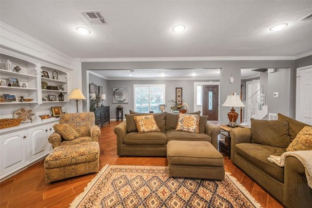 14610 Carolcrest Drive, Houston, TX 77079