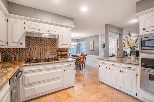 14610 Carolcrest Drive, Houston, TX 77079