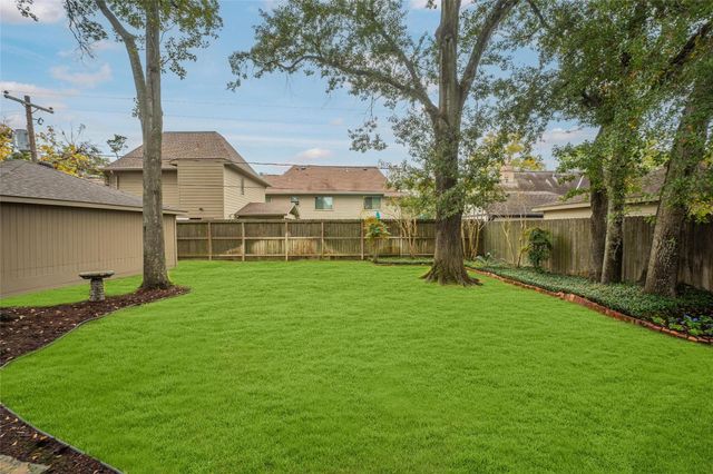 14610 Carolcrest Drive, Houston, TX 77079
