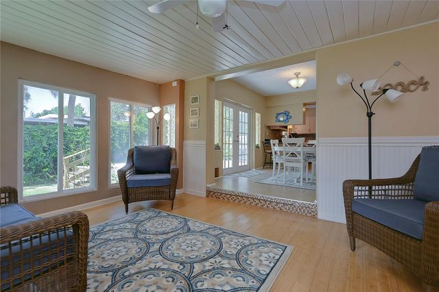 5850 24TH AVENUE S, Gulfport, FL 33707