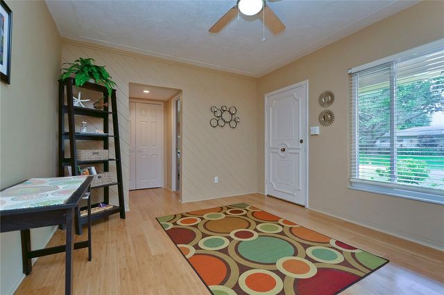 5850 24TH AVENUE S, Gulfport, FL 33707