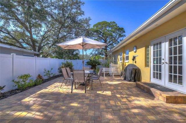 5850 24TH AVENUE S, Gulfport, FL 33707