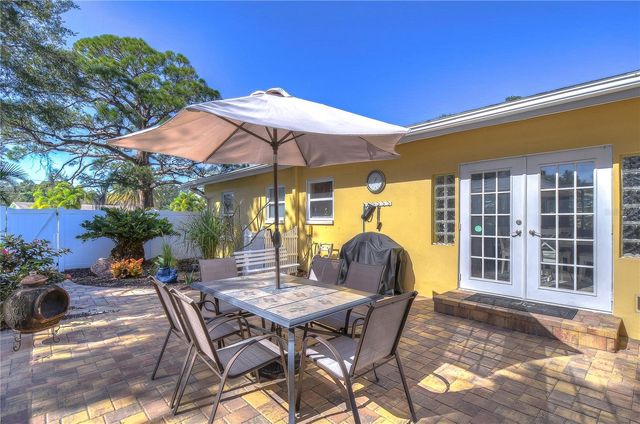 5850 24TH AVENUE S, Gulfport, FL 33707