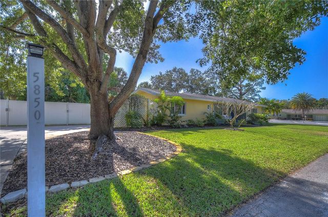 5850 24TH AVENUE S, Gulfport, FL 33707