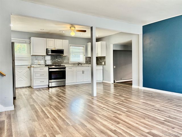204 Bayside Avenue, Oceanside, NY 11572