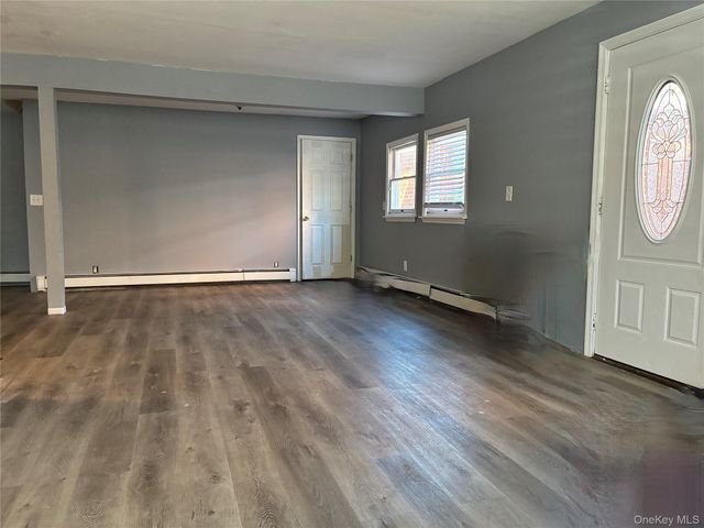 204 Bayside Avenue, Oceanside, NY 11572