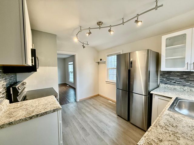 19002 Old Excelsior Boulevard, Minnetonka, MN 55345